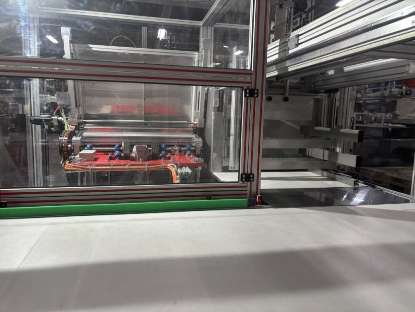 Automatic stacking system