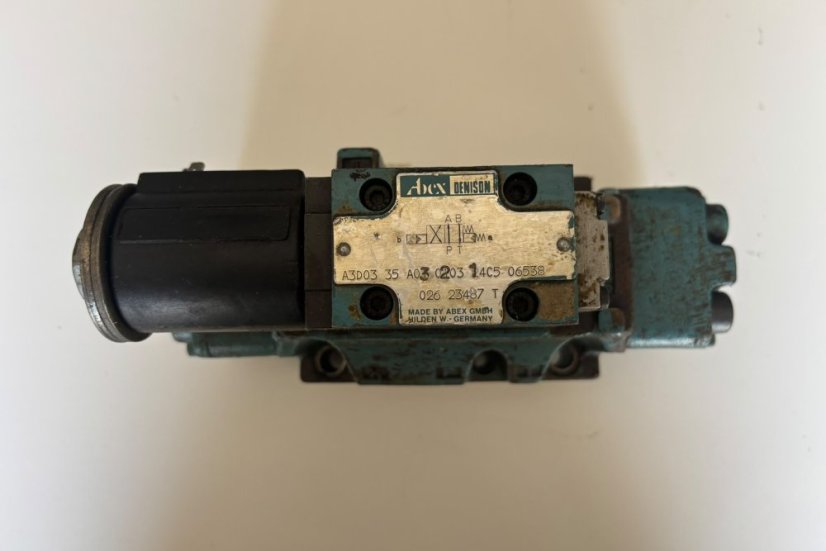 Abex Denison hydraulic directional control valve